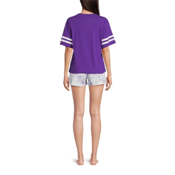 Bratz Women’s Size XS (0-2) Graphic Tee and Shorts Lounge Set Purple Pajama Set - Picture 4 of 6